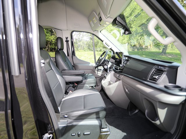 2026 Ford Transit Passenger Van XLT - Photo 17