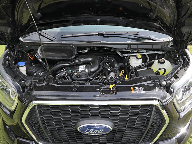 2026 Ford Transit Passenger Van XLT - Photo 10