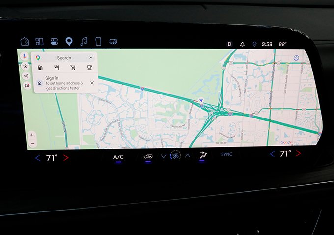 2025 Chevrolet Suburban LS - Photo 15