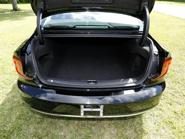 2023 Volvo S90 Plus - Photo 28