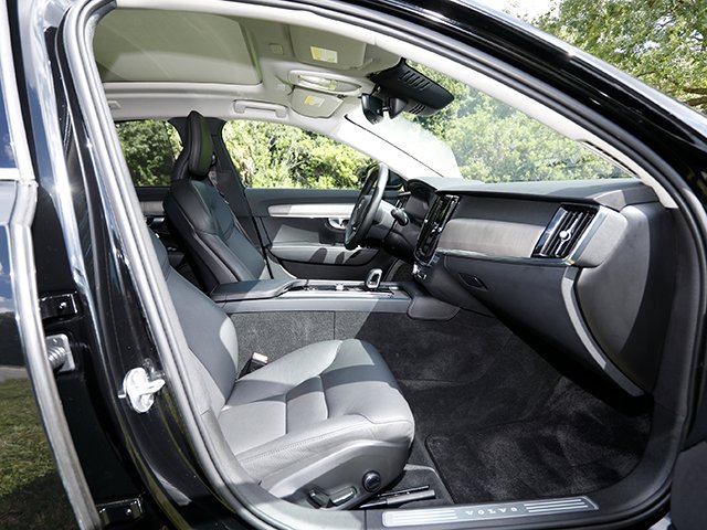 2023 Volvo S90 Plus - Photo 20